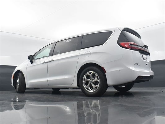 2024 Chrysler Pacifica Limited in Charles City, IA - Mike Molstead Motors